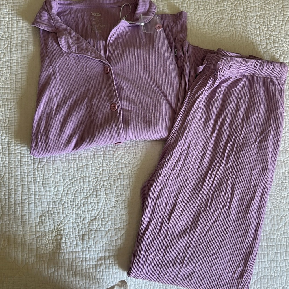Lavender long sleeve pajama set